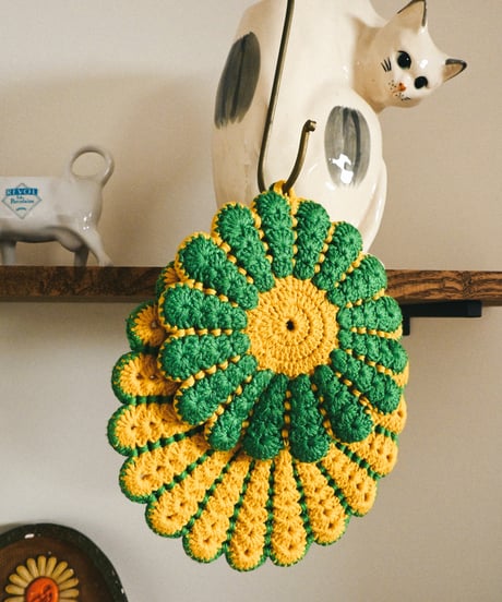 【Goods】Vintage Hand Crocheted Trivet