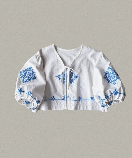【Seek an nur】Euro vintage embroidered blouse