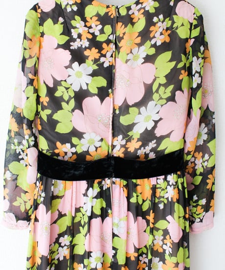 【tiny yearn】1970's Vintage Floral Sheer Maxi Dress