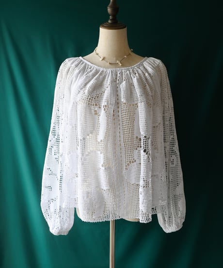 【Seek an nur】1960s Romanian Crochet Folk Blouse