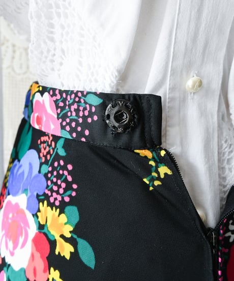 【tiny yearn】1970's Euro Floral Maxi Skirt