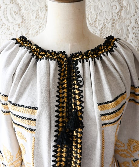 【Seek an nur】Romanian Vintage Embroidered Dress