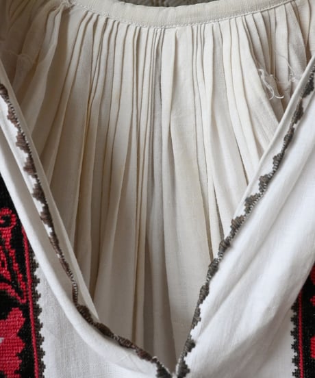 【Seek an nur】Romanian Vintage Traditional Dress