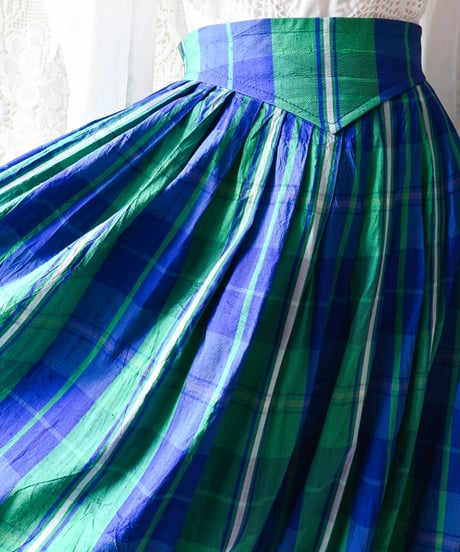 【tiny yearn】German Check Silk Flare Skirt