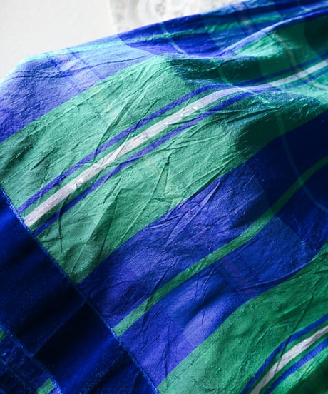 【tiny yearn】German Check Silk Flare Skirt
