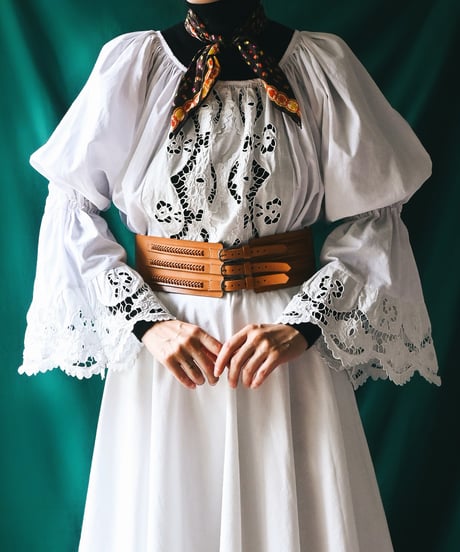 【Seek an nur】Romanian Vintage Traditional Cutwork Setup