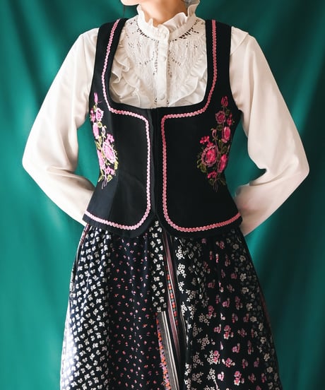 【Seek an nur】Euro Embroidered Tyrolean Vest