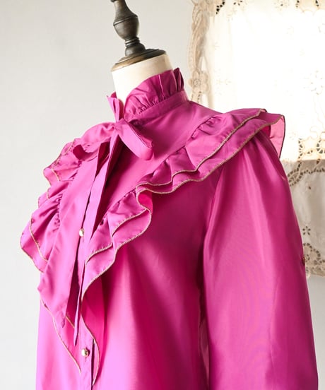 【Seek an nur】Euro Frill Bowtie Blouse