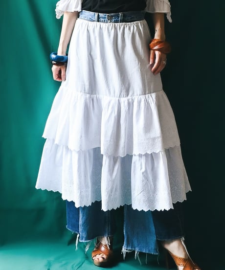 【Seek an nur】Euro Lace Tiered Petticoat