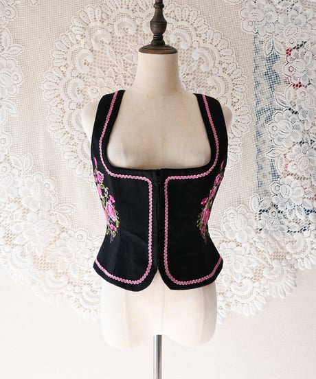 【Seek an nur】Euro Embroidered Tyrolean Vest