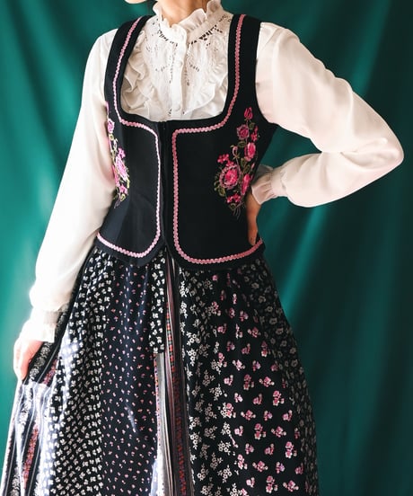 【Seek an nur】Euro Embroidered Tyrolean Vest