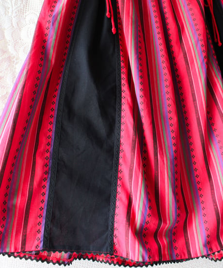 【tiny yearn】Euro Mulch Stripe Flare Trachten Skirt