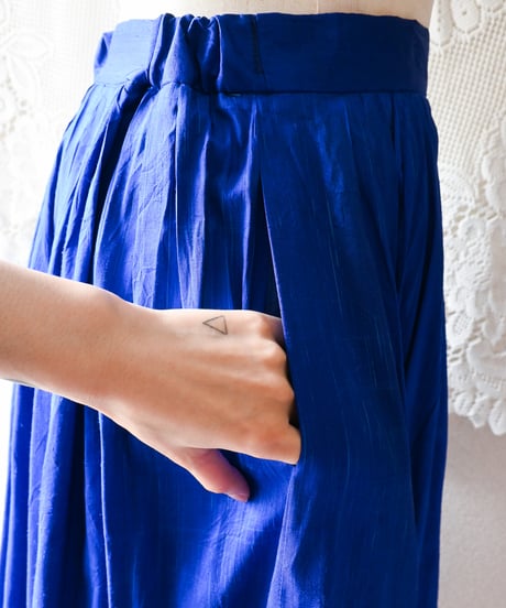 【tiny yearn】Euro Metallic Silk Flare Skirt