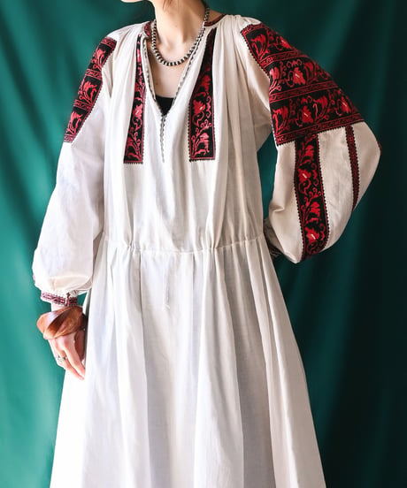 【Seek an nur】Romanian Vintage Traditional Dress