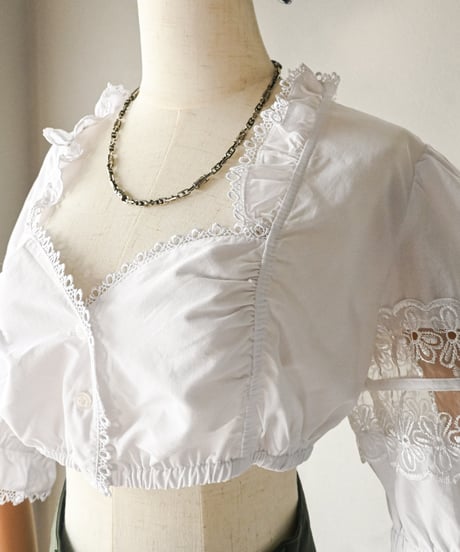 【Seek an nur】Euro cropped puff dirndl blouse