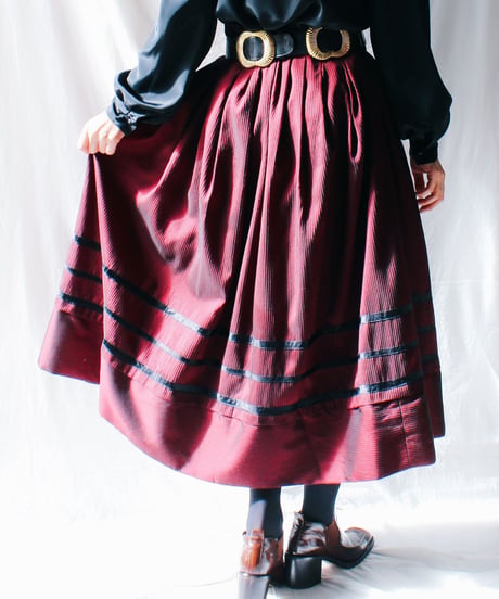 【Seek an nur】Austrian Stripe Flare Long Skirt