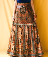 【tiny yearn】1970's Euro Exotic Wool Maxi Skirt