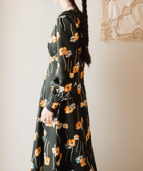 【tiny yearn】1970's euro floral maxi dress