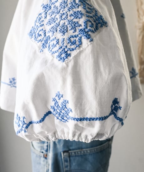 【Seek an nur】Euro vintage embroidered blouse