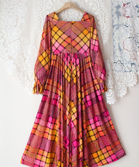 【tiny yearn】1970's Vintage Check Flare Maxi Dress
