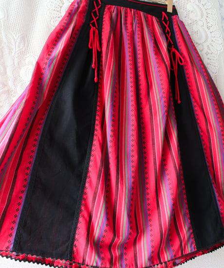 【tiny yearn】Euro Mulch Stripe Flare Trachten Skirt