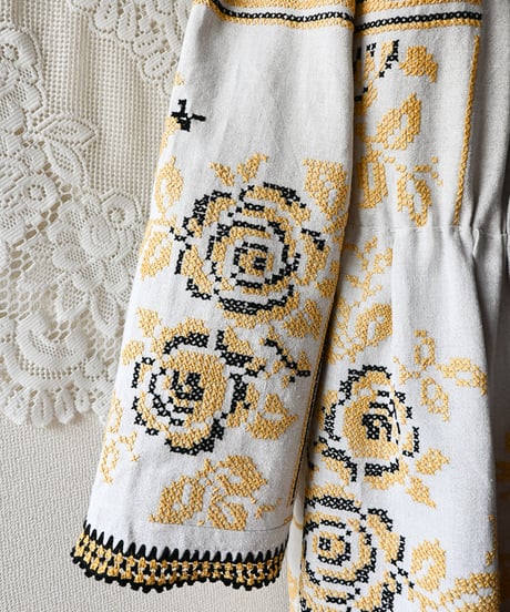 【Seek an nur】Romanian Vintage Embroidered Dress