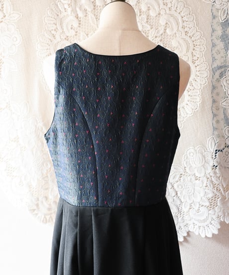 【Seek an nur】Tyrolean Black Dirndl Dress