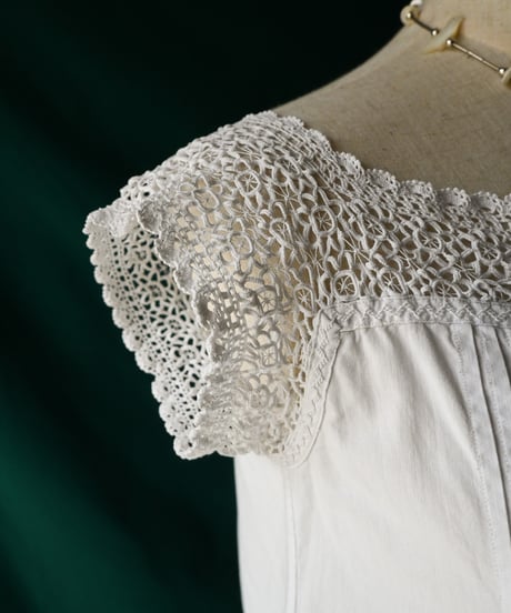 【Seek an nur】French Antique Cotton Night Blouse