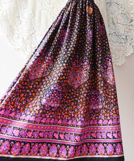 【tiny yearn】1970's Euro Floral Maxi Skirt