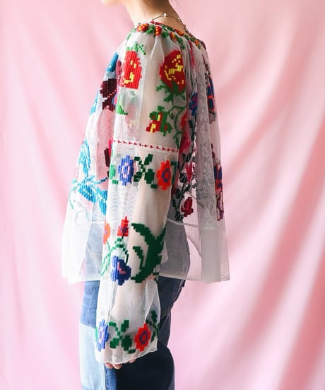 【tiny yearn】Romanian Vintage Embroidered Tulle Blouse