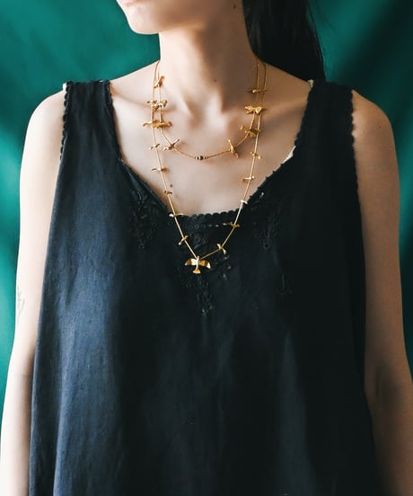 〈Accessory〉Native American Gold Tone Fetish Bird Necklace