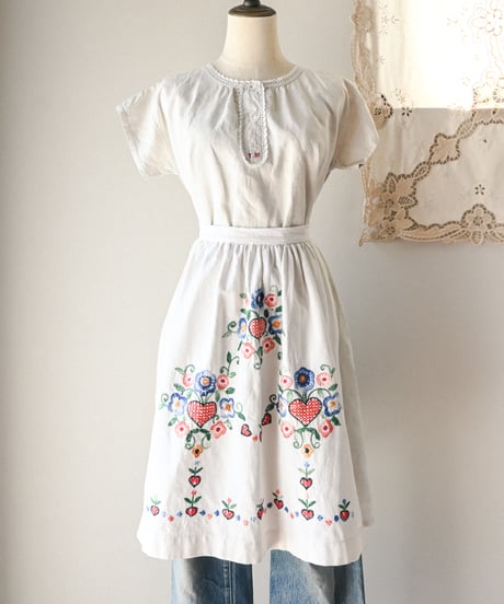 【Seek an nur】Euro Embroidered linen waist apron