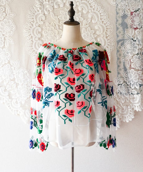 【tiny yearn】Romanian Vintage Embroidered Tulle Blouse