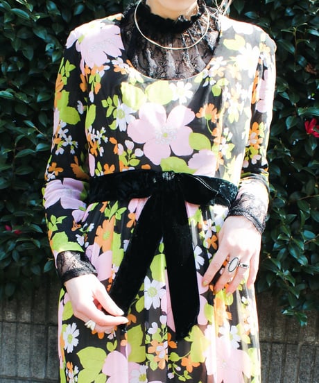 【tiny yearn】1970's Vintage Floral Sheer Maxi Dress