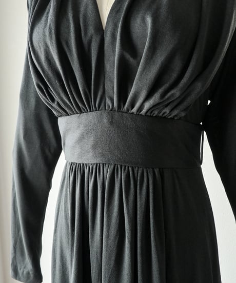 【Seek an nur】German black gather maxi dress