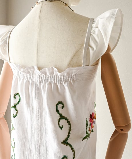 【Seek an nur】Vintage embroidered cami