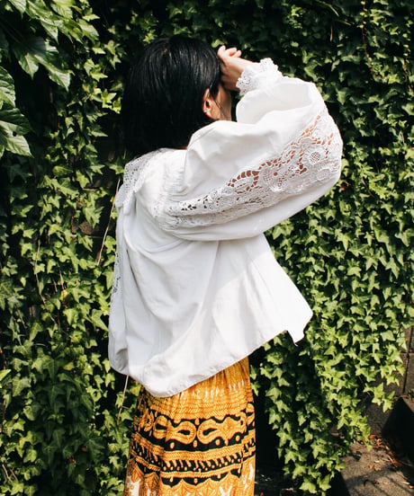 【Seek an nur】Vintage Romanian Cutwork Lace Blouse