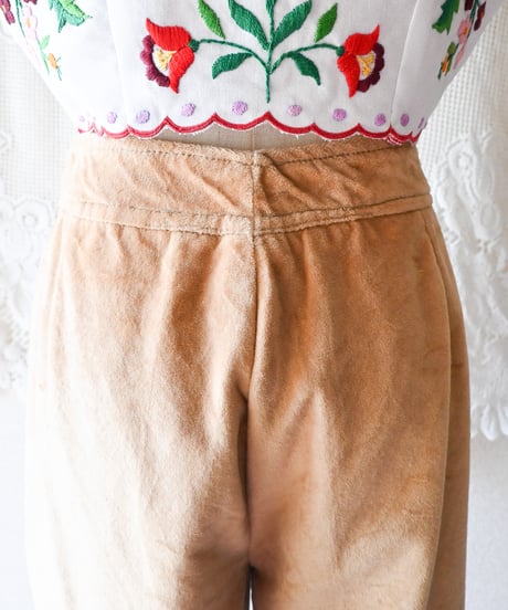 【tiny yearn】Beige Velours Flare Pants