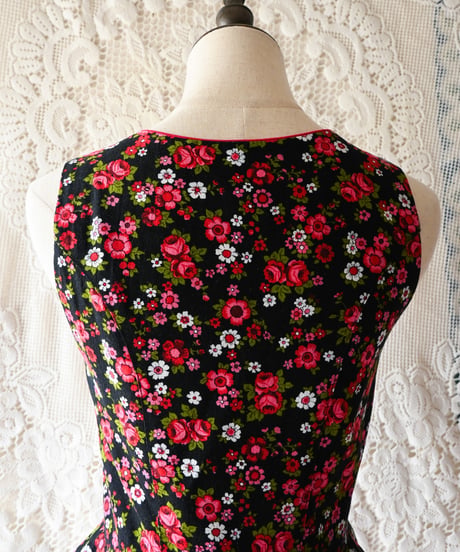 【tiny yearn】Tyrolean Floral Dirndl Bodices Vest