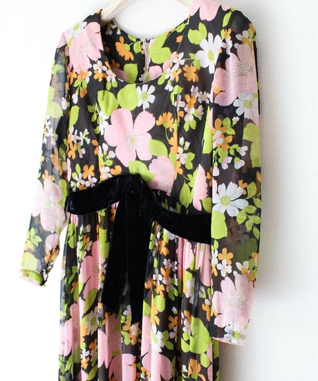 【tiny yearn】1970's Vintage Floral Sheer Maxi Dress
