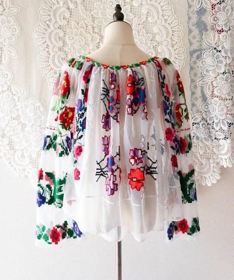 【tiny yearn】Romanian Vintage Embroidered Tulle Blouse