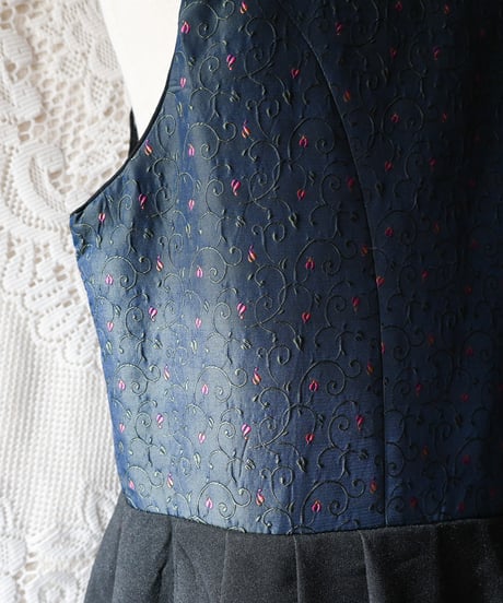 【Seek an nur】Tyrolean Black Dirndl Dress