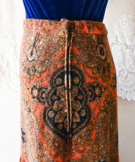 【tiny yearn】1970's Euro Exotic Wool Maxi Skirt