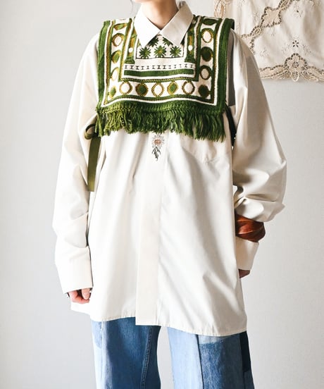 【tiny yearn】Arabian rug Bib Vest