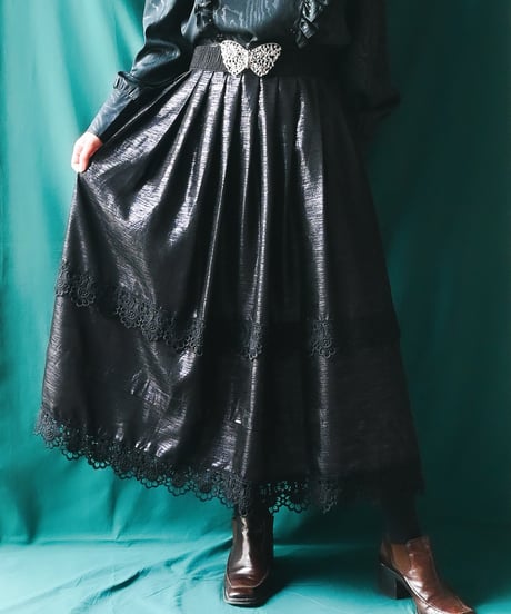 【Seek an nur】Euro Black Metallic Flare Skirt