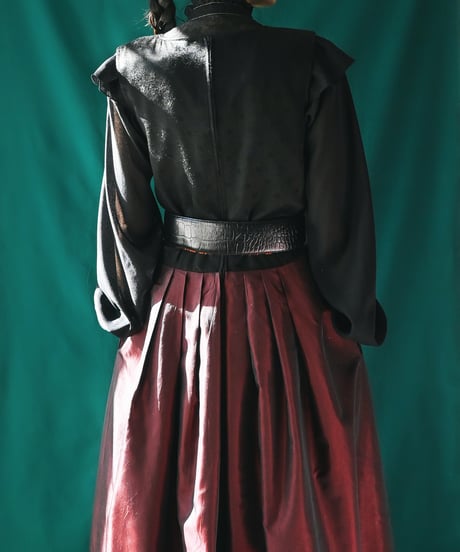【Seek an nur】Tyrolean Black×Metallic Dirndl Dress