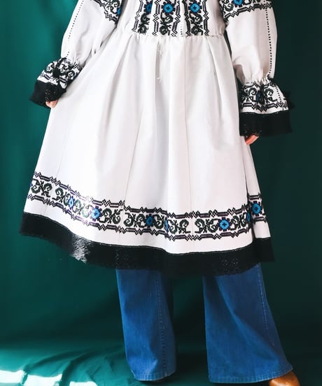 【Seek an nur】Romanian Vintage Embroidered Dress