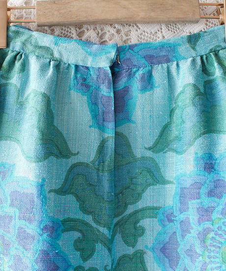 【tiny yearn】1970's Retro Floral Silk Maxi Skirt
