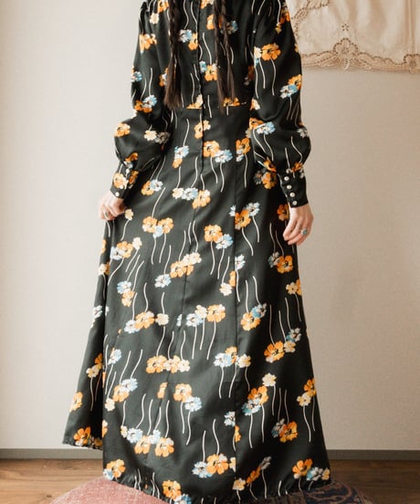 【tiny yearn】1970's euro floral maxi dress
