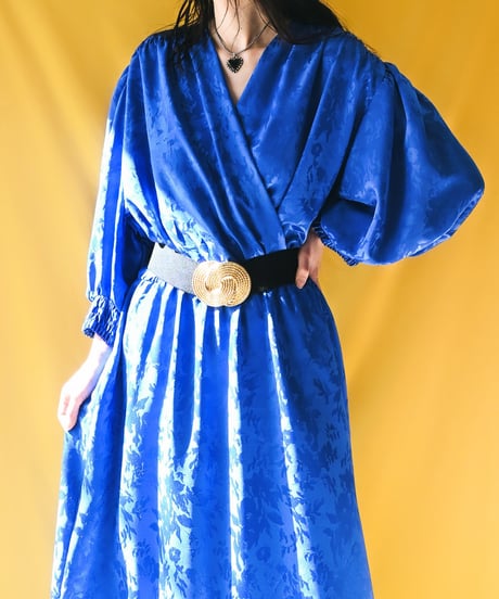 【tiny yearn】Euro Cache coeur Satin Maxi Dress